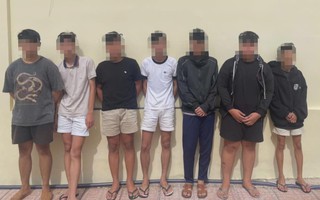 Bắt giữ nhóm thanh thiếu niên đánh và ép bạn ký giấy vay nợ