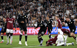 Thắng vùi dập chủ nhà West Ham 5-1, Chelsea lên đỉnh bảng Ngoại hạng Anh