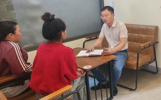 Nữ sinh bị hiệu trưởng nói "có thi cũng không đậu" đã tốt nghiệp và trở thành sinh viên!