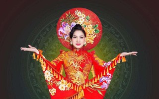 NSND Phượng Loan rực rỡ trong bộ sưu tập áo dài "Gấm hoa khoe sắc"