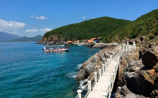Tham quan Vịnh Nha Trang thu phí cao nhất 40.000 đồng/người