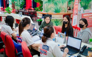 Điểm chuẩn nhóm ngành sức khỏe giảm sâu, liệu còn sức hút với thí sinh?