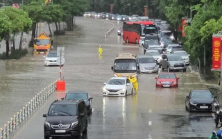 Hà Nội dự báo tiếp tục mưa to trong ngày hôm nay, ngày sơ duyệt A80