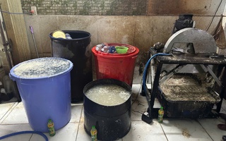 Phát hiện cơ sở dùng hóa chất sơ chế hoa chuối ở Đà Nẵng