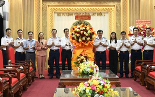 Ban Tuyên giáo và Dân vận Thành ủy Đà Nẵng chúc mừng Cảnh sát biển Việt Nam