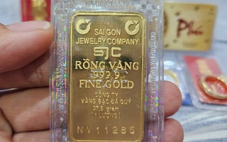 Cuối ngày 27-8, giá vàng miếng SJC bất ngờ lao dốc trên thị trường tự do