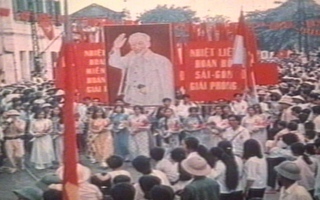 Ra mắt phim tài liệu "Mùa thu khải hoàn"