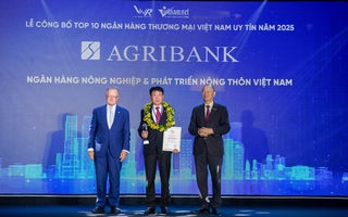 Agribank được vinh danh Top 10 Ngân hàng Thương mại Việt Nam uy tín năm 2025