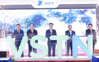 Khai thác cáp quang đất liền VSTN: VNPT tiên phong làm chủ hạ tầng kết nối từ mặt đất đến không gian