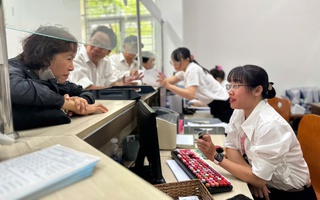 Một bộ cử 10 đoàn công tác do thứ trưởng dẫn đầu về hỗ trợ địa phương