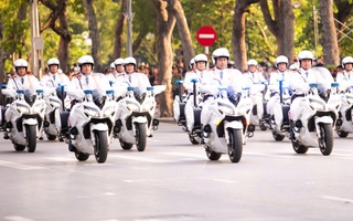 Hà Nội cấm hoàn toàn phương tiện trên nhiều tuyến phố trong 4 ngày