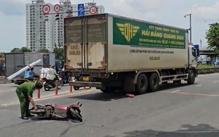TP HCM: Tai nạn nghiêm trọng khiến cô gái trẻ tử vong