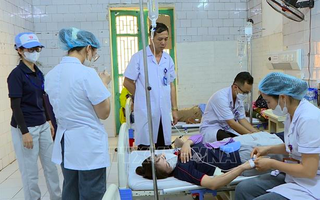 Hàng chục công nhân Công ty Toyoda Gosei nhập viện nghi ngộ độc thực phẩm