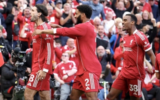 Màn độc diễn của Liverpool