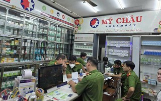 Ngày mai, ca sĩ Quốc Kháng và chủ nhà thuốc Mỹ Châu cùng hầu tòa