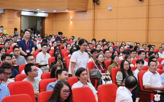 Bác sĩ nội trú và màn gọi tên chọn ngành lan tỏa trên mạng xã hội