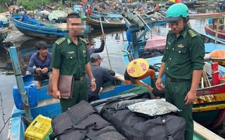 Hơn 81 kg cần sa trôi dạt trên vùng biển TP HCM