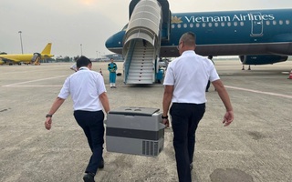 Chuyến bay lùi giờ để chở "vị khách đặc biệt" từ Phú Thọ vào Huế