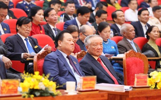 Phó Thủ tướng Thường trực Nguyễn Hòa Bình dự Đại hội Đảng tại Quảng Ngãi