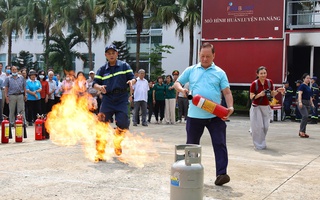 TP HCM: Tập huấn PCCC và CNCH sinh động cho người dân phường Bến Thành