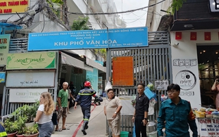 Cháy căn hộ ở trung tâm TP HCM, hàng chục cảnh sát được điều động