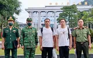 Hai người Trung Quốc bỏ trốn vì sợ "bị lừa sang Campuchia"