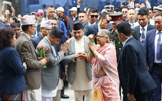 Nữ thủ tướng lâm thời Nepal lần đầu lên tiếng