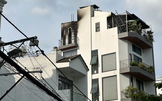 Cháy ngôi nhà 5 tầng ở phường An Nhơn, TP HCM