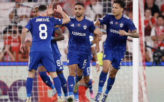Qarabag ngược dòng hạ Benfica, "tân binh" Union Saint-Gilloise tạo địa chấn Champions League