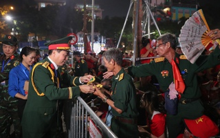 Hạnh phúc và tự hào