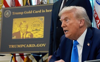 Mỹ bán "Thẻ Vàng Trump", "Thẻ Bạch kim Trump" với giá 1-5 triệu USD