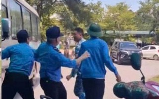 Khởi tố 3 bảo vệ đánh hội đồng người đi xe máy chở bệnh nhân trước sảnh bệnh viện
