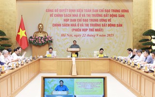 Thủ tướng: Phải trả lời vì sao giá nhà chung cư cao mãi?
