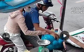 Vụ người phụ nữ bại liệt qua đời sau khi bị cướp điện thoại: Người mẹ lên tiếng về tin đồn tự tử