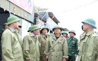 Phó Thủ tướng Trần Hồng Hà kiểm tra công tác ứng phó bão số 10 Bualoi tại Nghệ An
