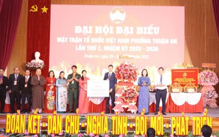 MTTQ Việt Nam TP HCM trao tặng phường Thuận An công trình an sinh xã hội 200 triệu đồng