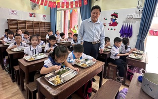Đề nghị công an làm rõ thông tin "suất ăn 37.000 đồng" của học sinh
