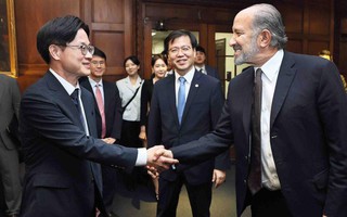 Mỹ đưa cuộc chiến pháp lý về thuế quan lên Tòa án Tối cao