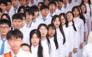 Lễ chào cờ ấn tượng đặc biệt trên khắp cả nước