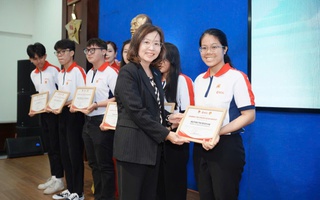 Gần 800 suất học bổng đang chờ học sinh-sinh viên