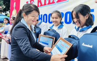 Sacombank “Ươm mầm cho những ước mơ” – chung tay vun đắp thế hệ trẻ