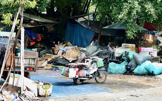 Hiểm họa tiềm tàng từ hàng ngàn vựa phế liệu