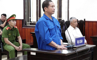 20 năm tù cho thanh niên dùng búa truy sát nữ trung tá công an để trả thù