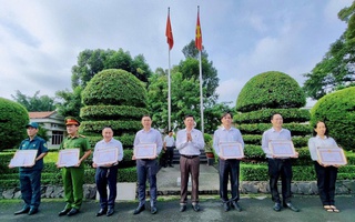 TP HCM: Phường Bình Thạnh khen thưởng CB-CC thực hiện tốt chính quyền địa phương 2 cấp