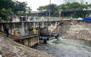 Từ 9-9, Hà Nội bắt đầu bổ cập nước từ hồ Tây để "hồi sinh" sông Tô Lịch