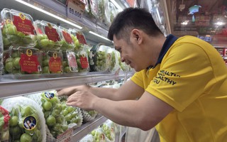 Cận cảnh "12 trái nho ước nguyện" gây sốt rần rần mạng xã hội những ngày cuối năm