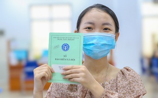 Vì sao BHXH TPHCM ngưng cấp sổ BHXH bản giấy từ 1-1-2026?