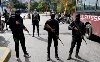 Mỹ cảnh báo công dân mình rời Venezuela ngay lập tức 