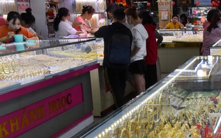 Giá vàng hôm nay 14-1: Đảo chiều giảm mạnh