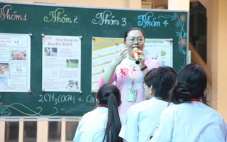 Lương giáo viên không dễ "cao ngất ngưởng"!